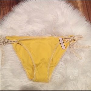 Victoria’s Secret Bikini bottoms